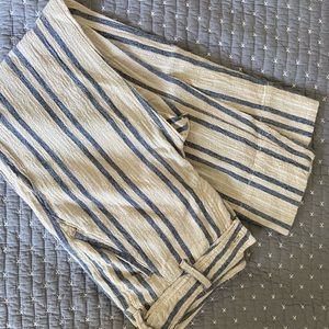 Linen striped capri pants